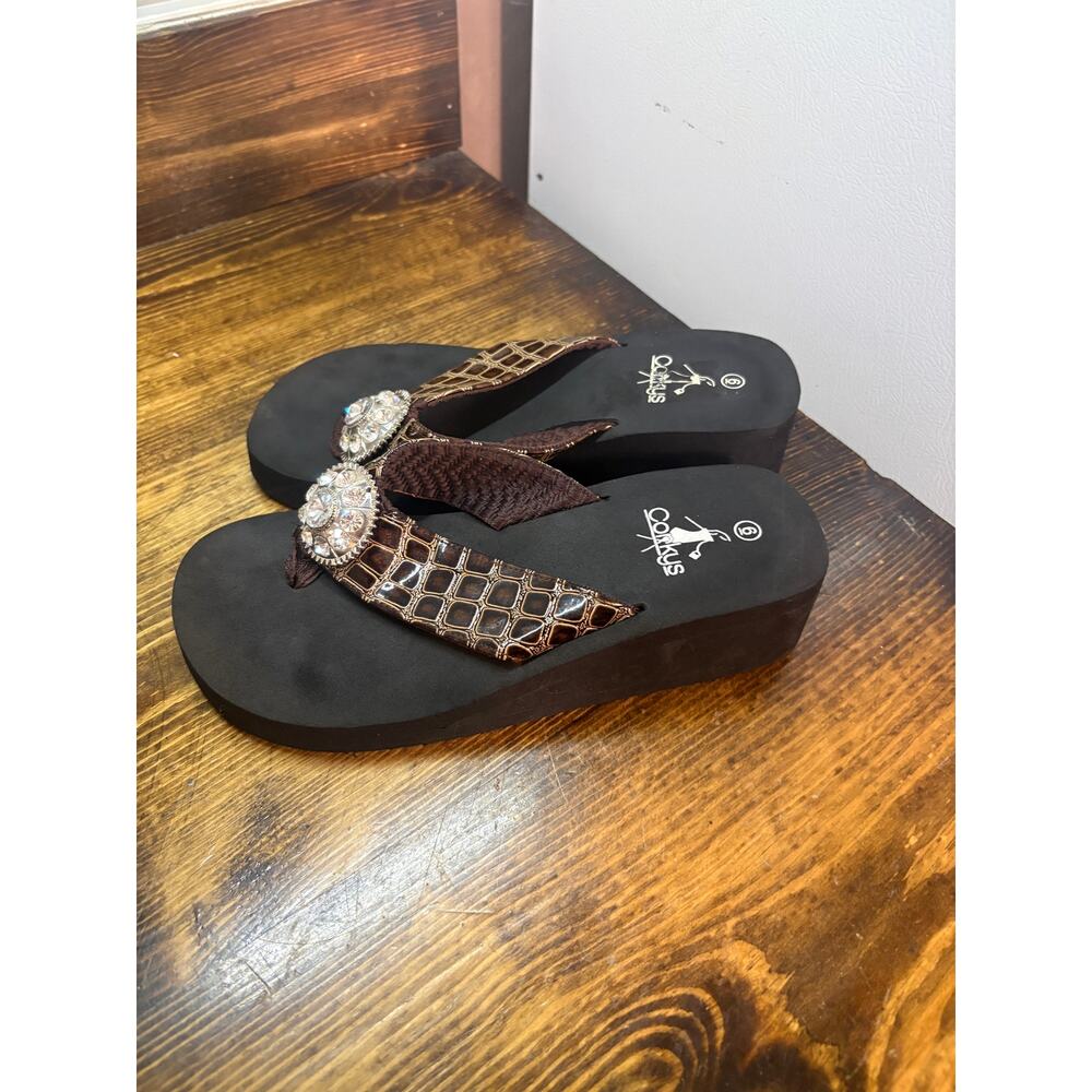 Corkys Brown Flip Flops Size 6 - Picture 3 of 7